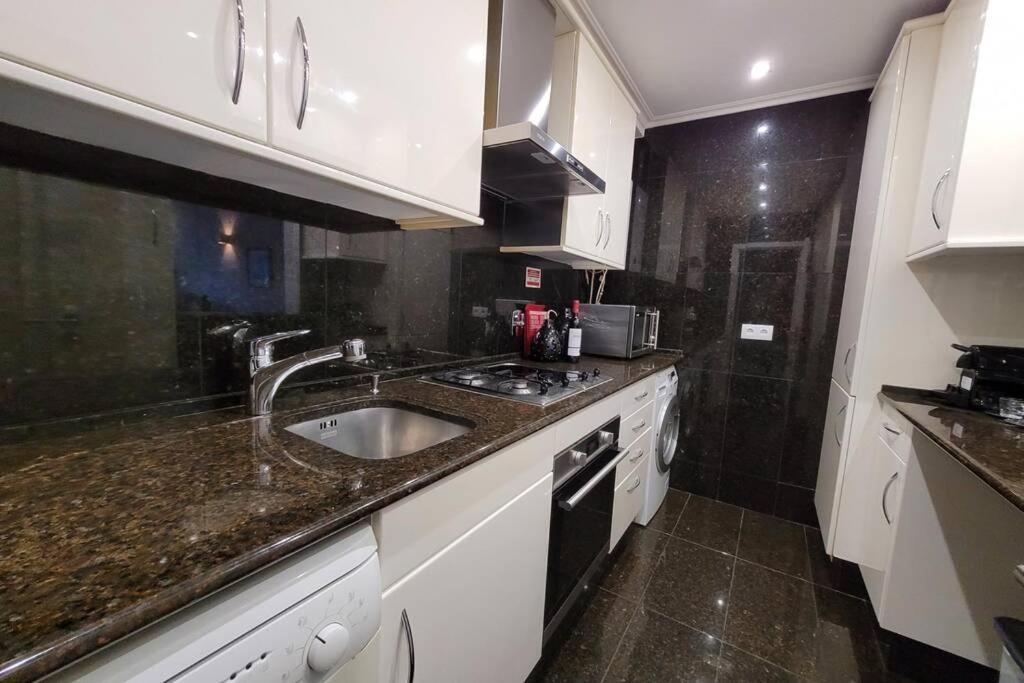 Marble Home - Sao Sebastiao ลิสบอน ภายนอก รูปภาพ